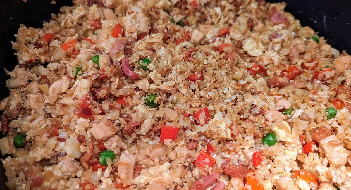 Fried rice med keto-venlige blomkålsris — fremgangsmåde, trin 5