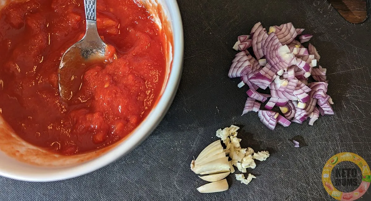 Lynhurtig Mexikansk Keto Salsa — fremgangsmåde, trin 1